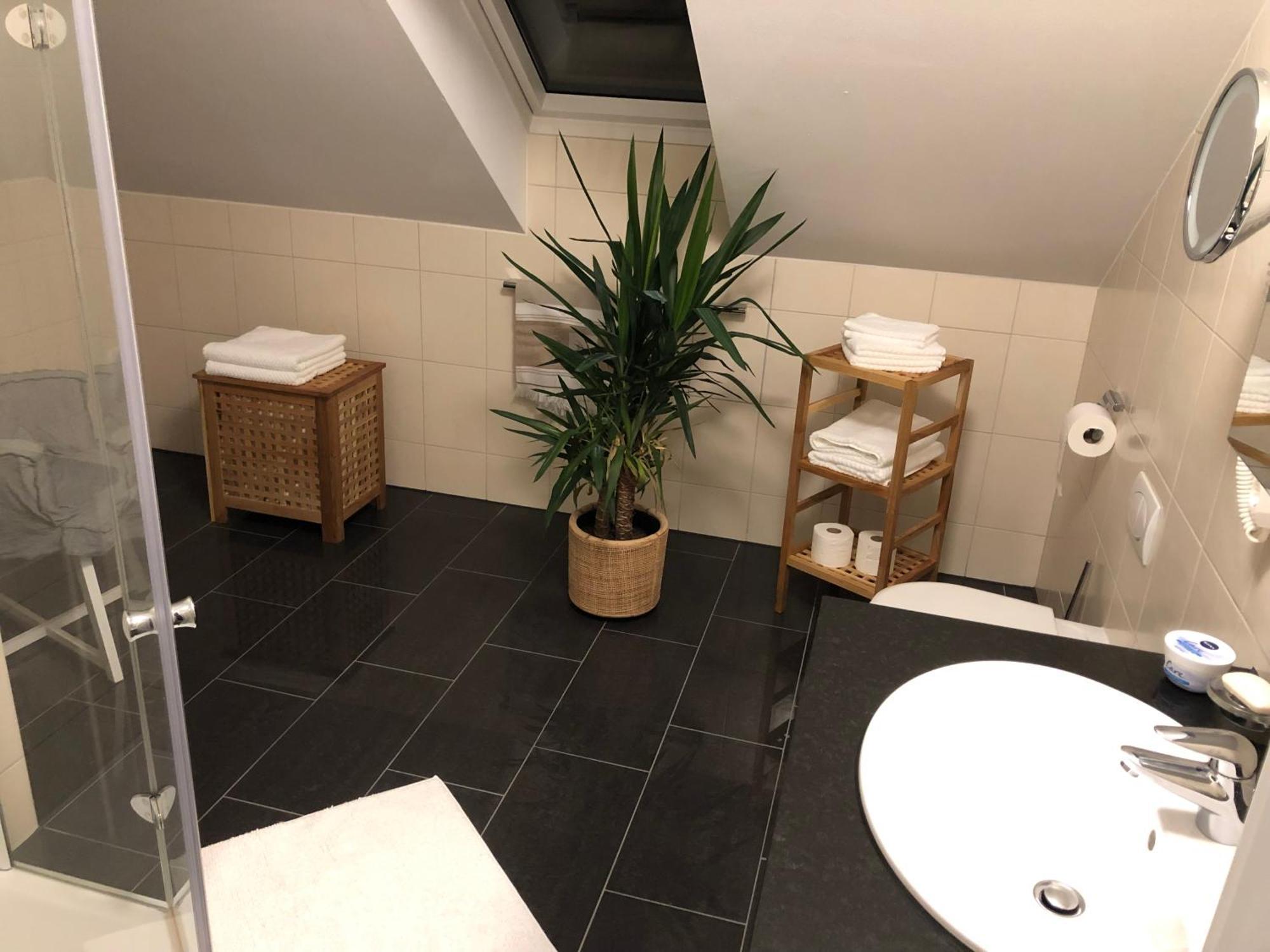 Stilvolle Wohnung Fuer 2-3 Personen - Mit Riesiger Dachterrasse Haigerloch Exterior photo